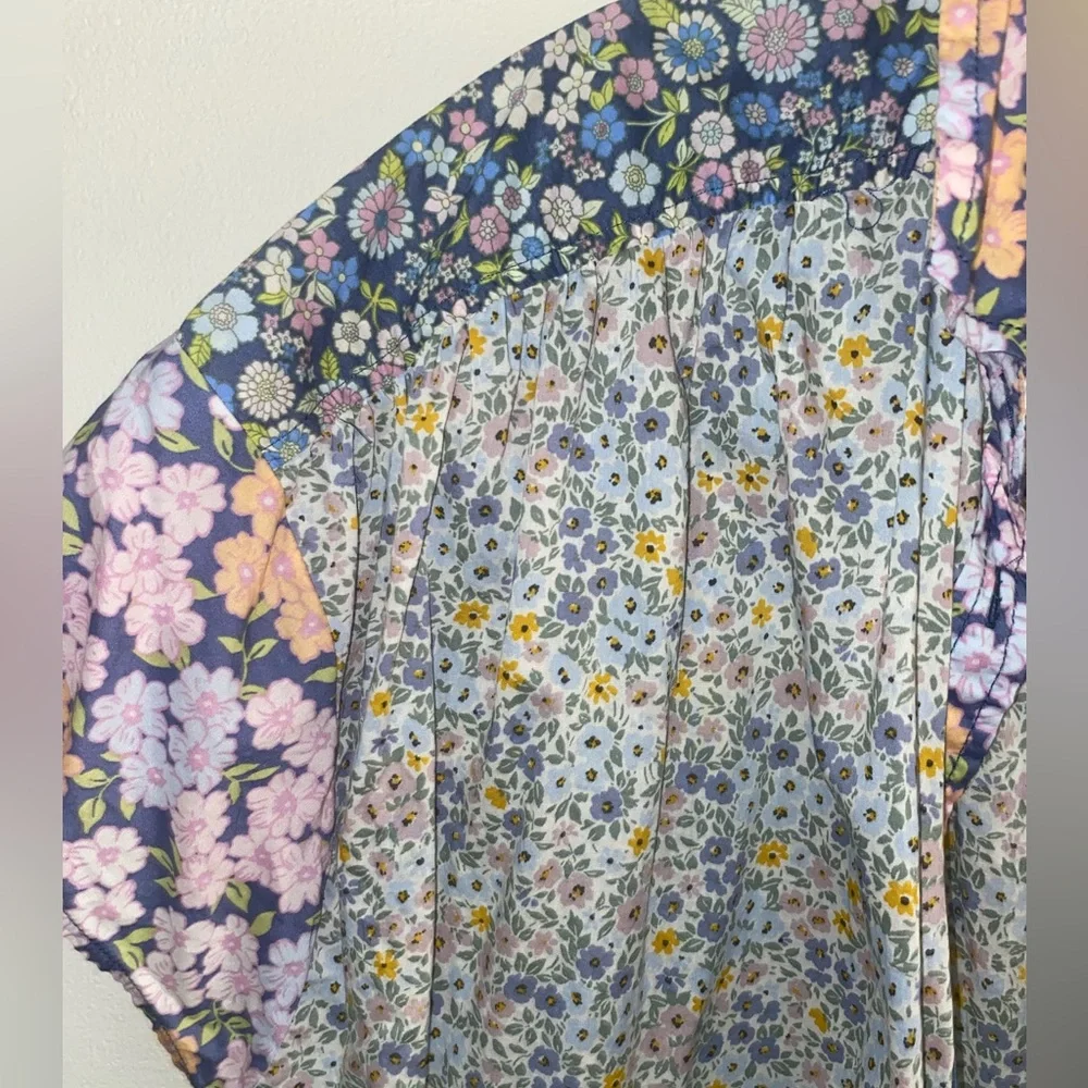 American Eagle button down shirt. - Picture 2 of 5